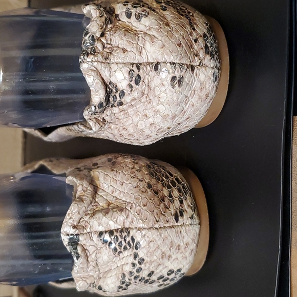 Tory Burch Reva Python skin leather Flats - Picture 3 of 16